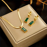 Chic Iselotte Verdain Gold Jewelry Set