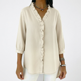 Christa – Elegant Blus Med Volangdetaljer
