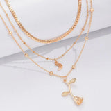 Elegant halsband med pendel i roséguld