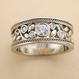 Elegant Silverring med Zirkoniastenar